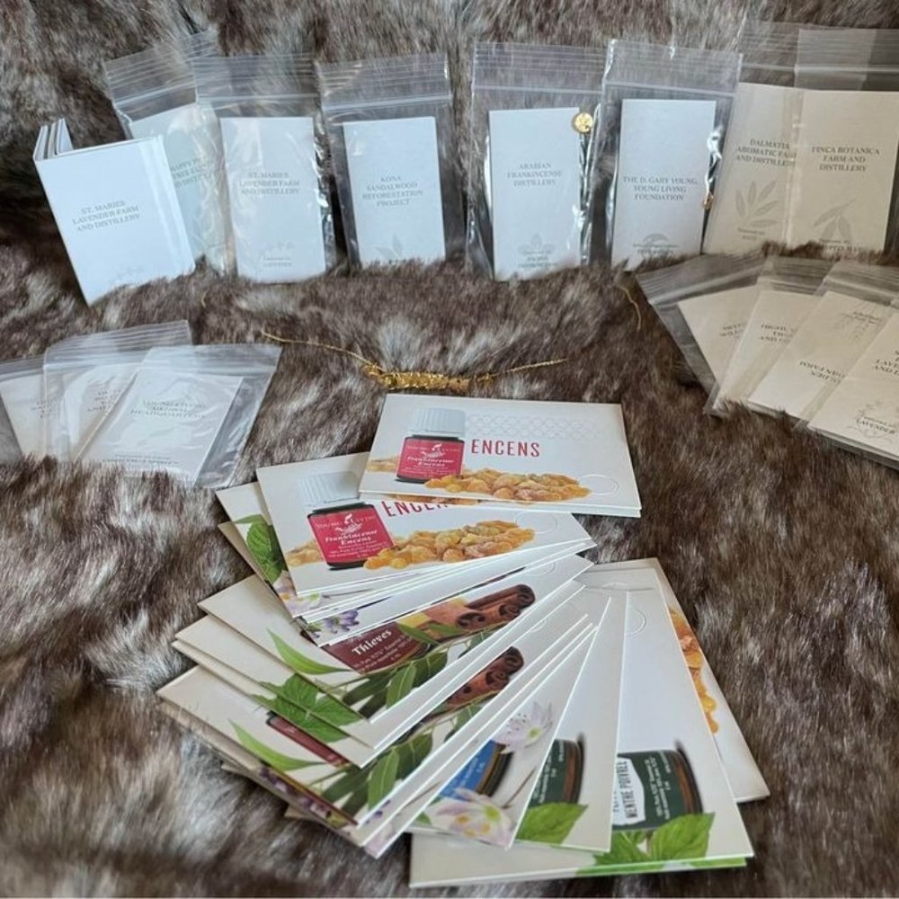 Young Living 2020 Limited Edition Charm Necklace rare collector cards